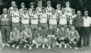 team-1990